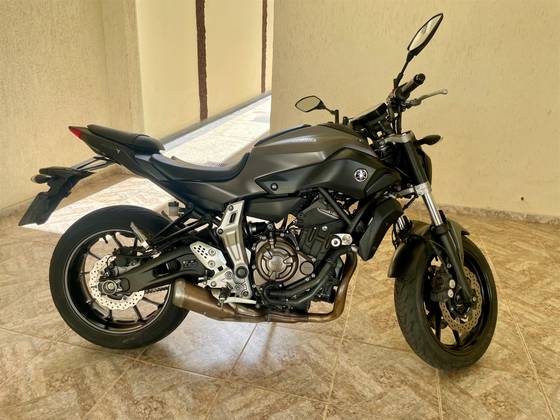 YAMAHA MT-07 ABS YAMAHA MT-07 ABS